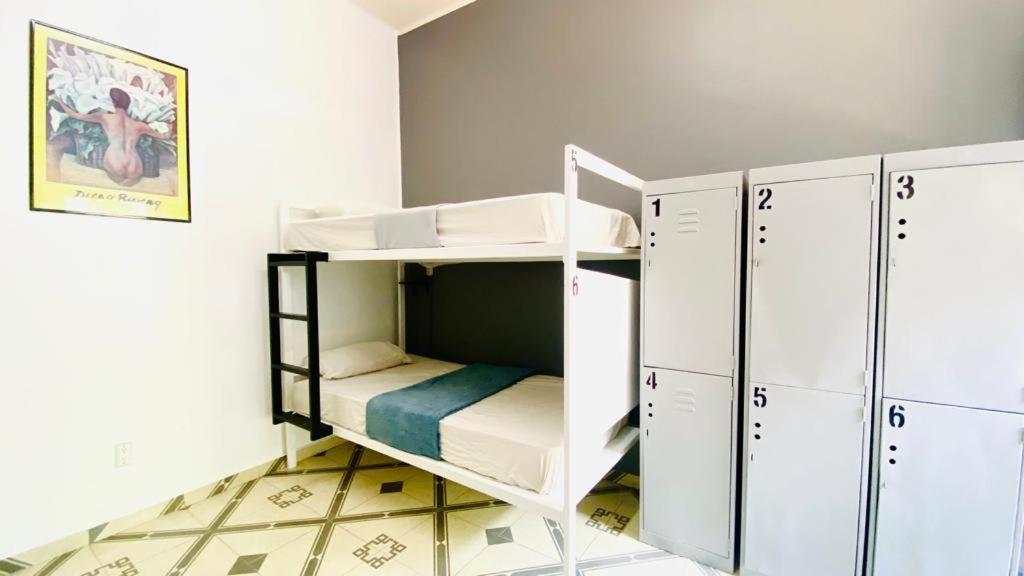 Alto Hostel Мехико Экстерьер фото