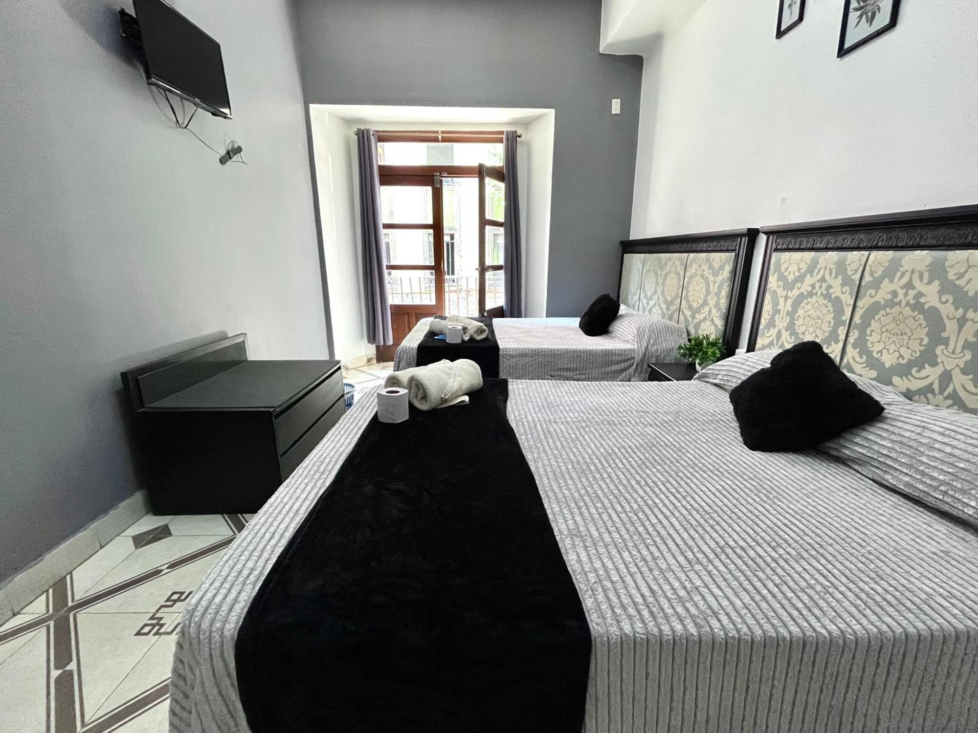 Alto Hostel Мехико Экстерьер фото